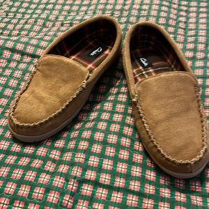 Men’s Clark slippers 11 m good condition